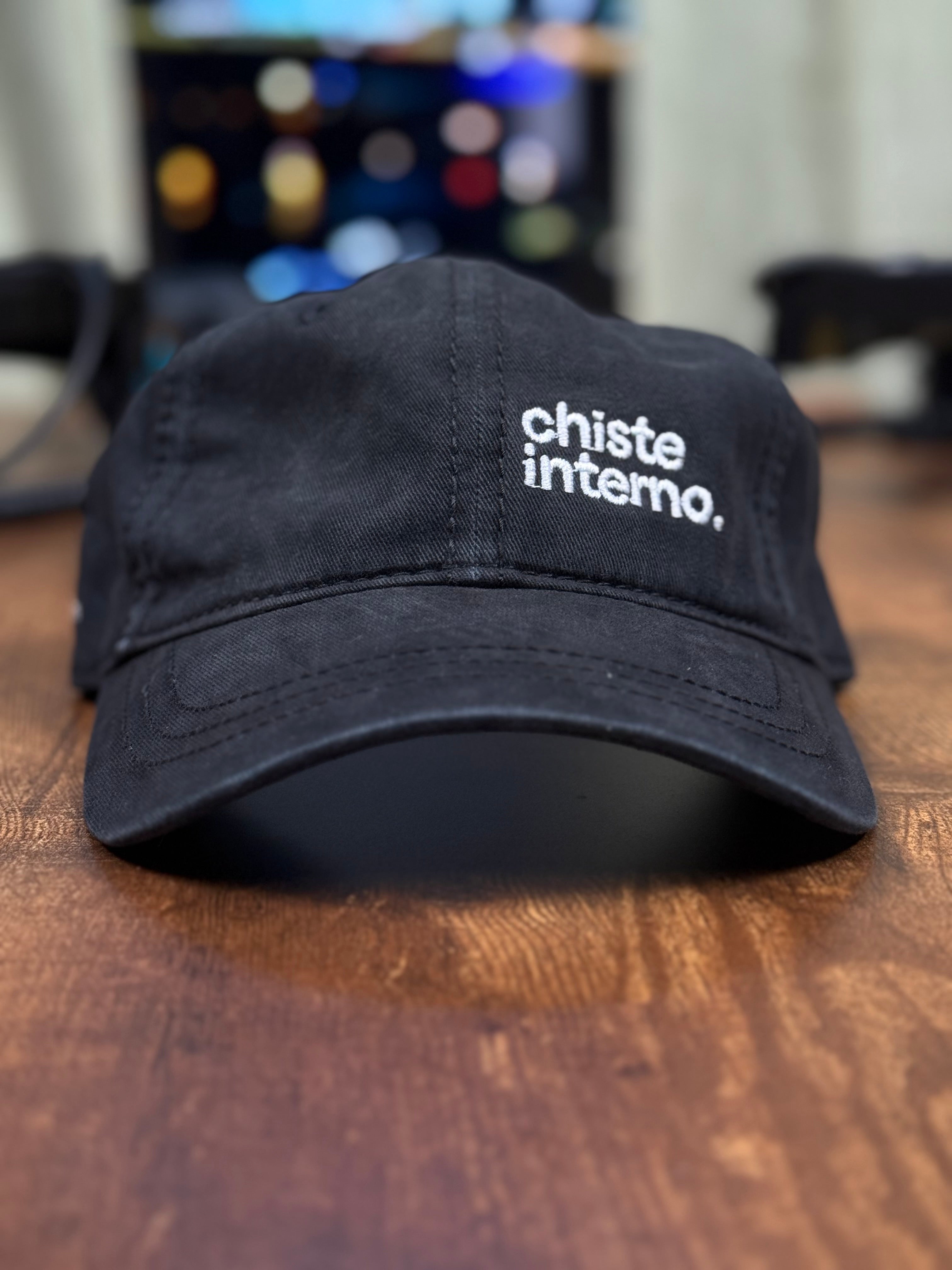 Gorra Edición Especial 100 Episodios – Chiste Interno